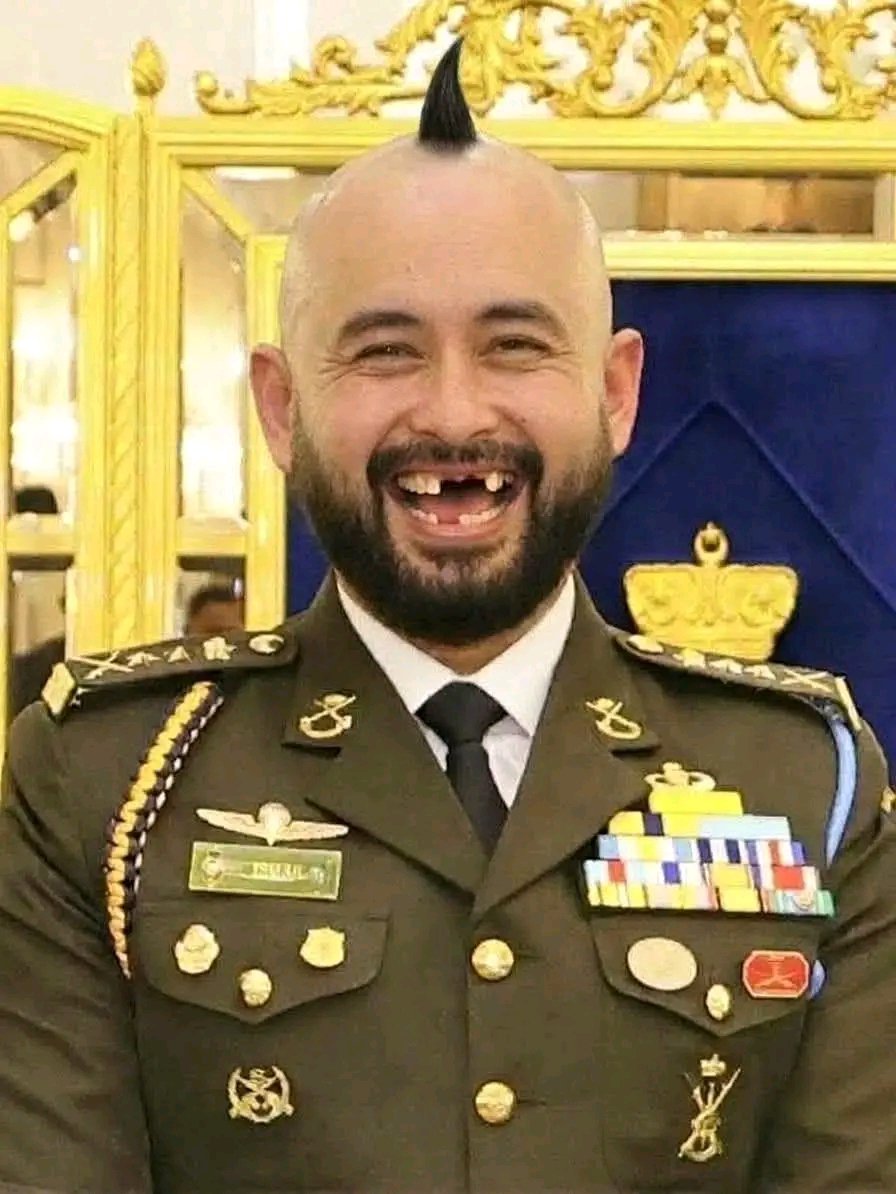 DARderDOR46's tweet photo. @theaseanball Betina bodoh😂😂😂 https://t.co/KACvfaoMgg