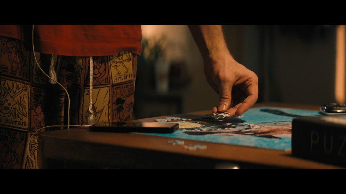 rysghostling's tweet photo. the funniest thing about ryan's tattoos in his movies is that the first few scenes you can see they did try to cover them up, albeit poorly, then as the movies went by they gave up entirely so suddenly colt seavers have wrist tattoo 😭✋🏼 https://t.co/ZuuVO6CebK