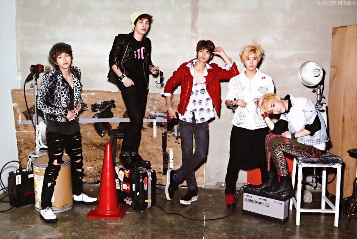 mayonaknoame's tweet photo. 2012.                          2026
My favourite Rockband fr fr https://t.co/8KFNMwCzSj