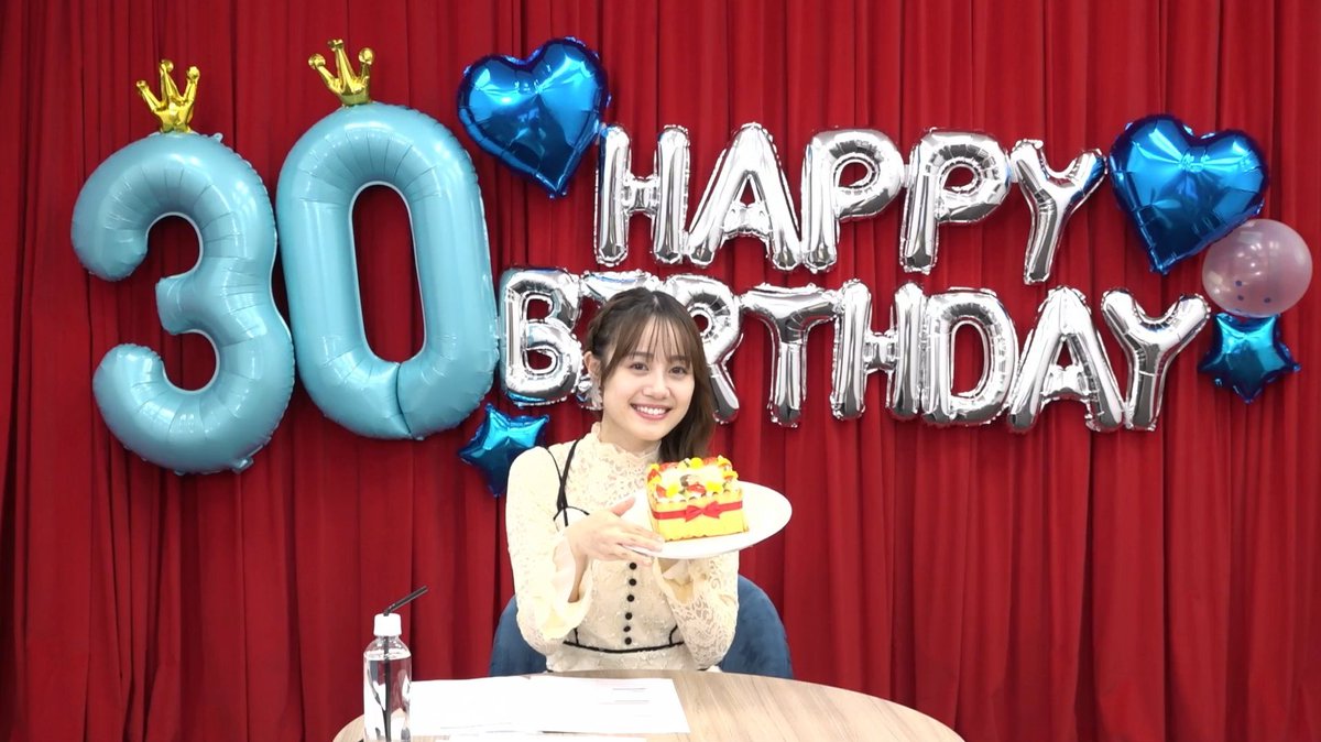 bringer1012's tweet photo. 祝え！我が偉大なる推し声優みっくの誕生日である！今年もこの日が訪れたことに感謝を

#伊藤美来
#伊藤美来生誕祭2026

私もついでに誕生日を迎えて25歳になりアラサーへの片足を突っ込みました！ https://t.co/qBdXdUMEOB
