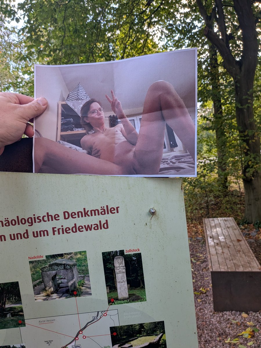 binordhausen's tweet photo. @Kesse_Hexe_1993 Tanja jetzt auch am Sex Parkplatz https://t.co/05RINgVITR