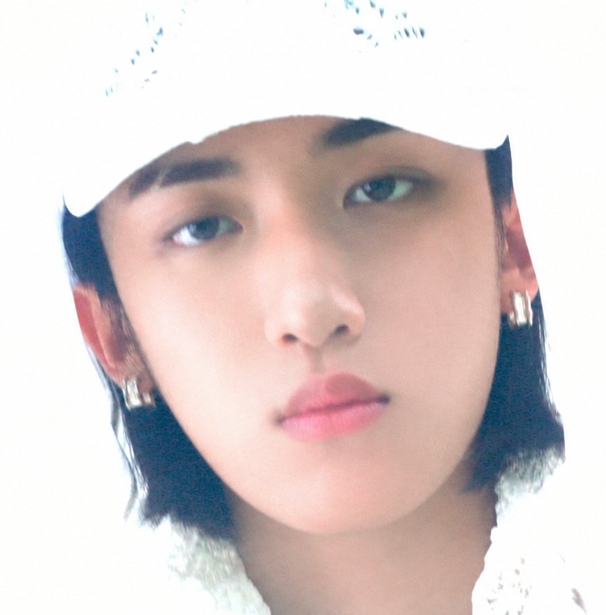 morelove_kr's tweet photo. S.W.I.S.H #우진 https://t.co/nHvxHzHhNC