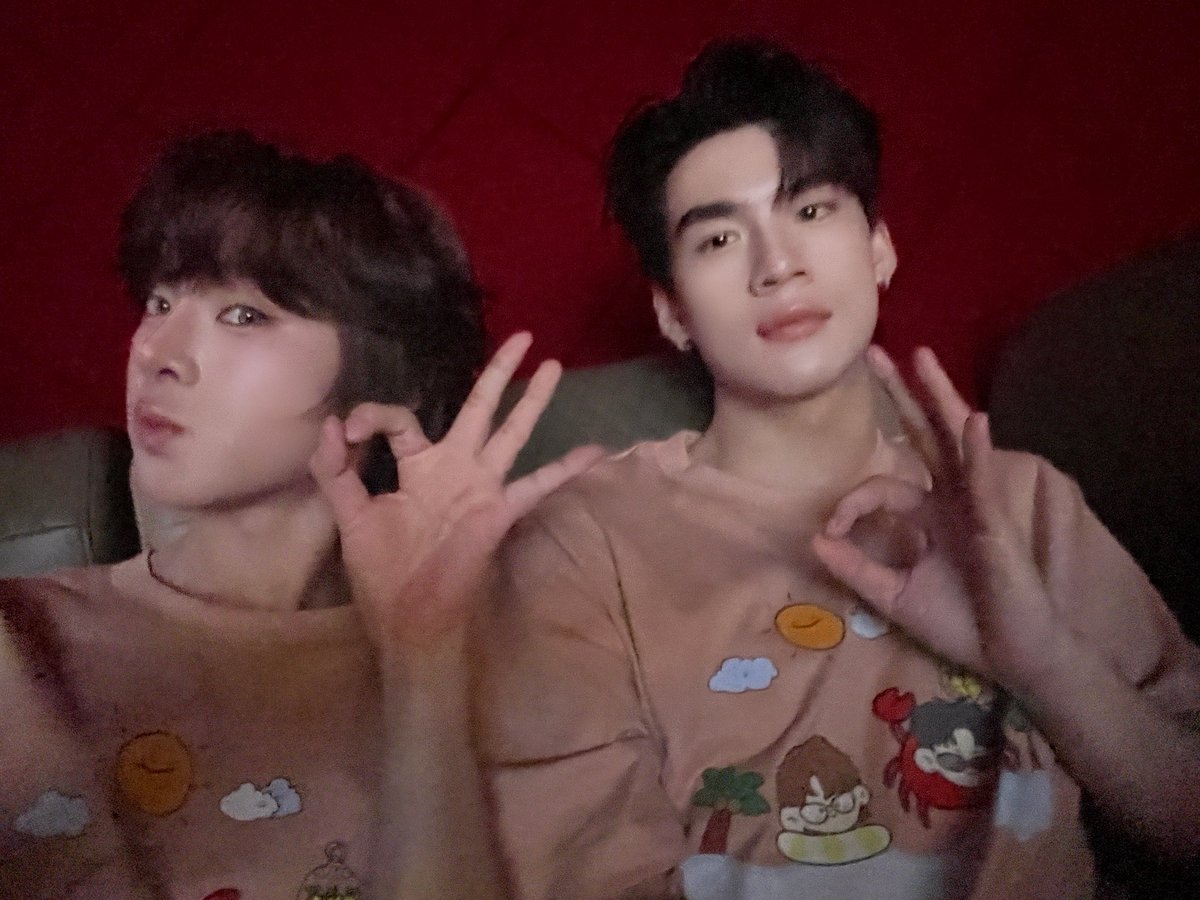 ottoottoo_'s tweet photo. จบแล้วววว พี่ๆที่สามของเธอทุกคนเก่มมากเยยยย กู๊ดไนท์น้าเบบี๋~~~~~

YOUR THIRD SERIES FINAL EP
#ที่สามของเธอตอนจบ https://t.co/1iuxhF15nc