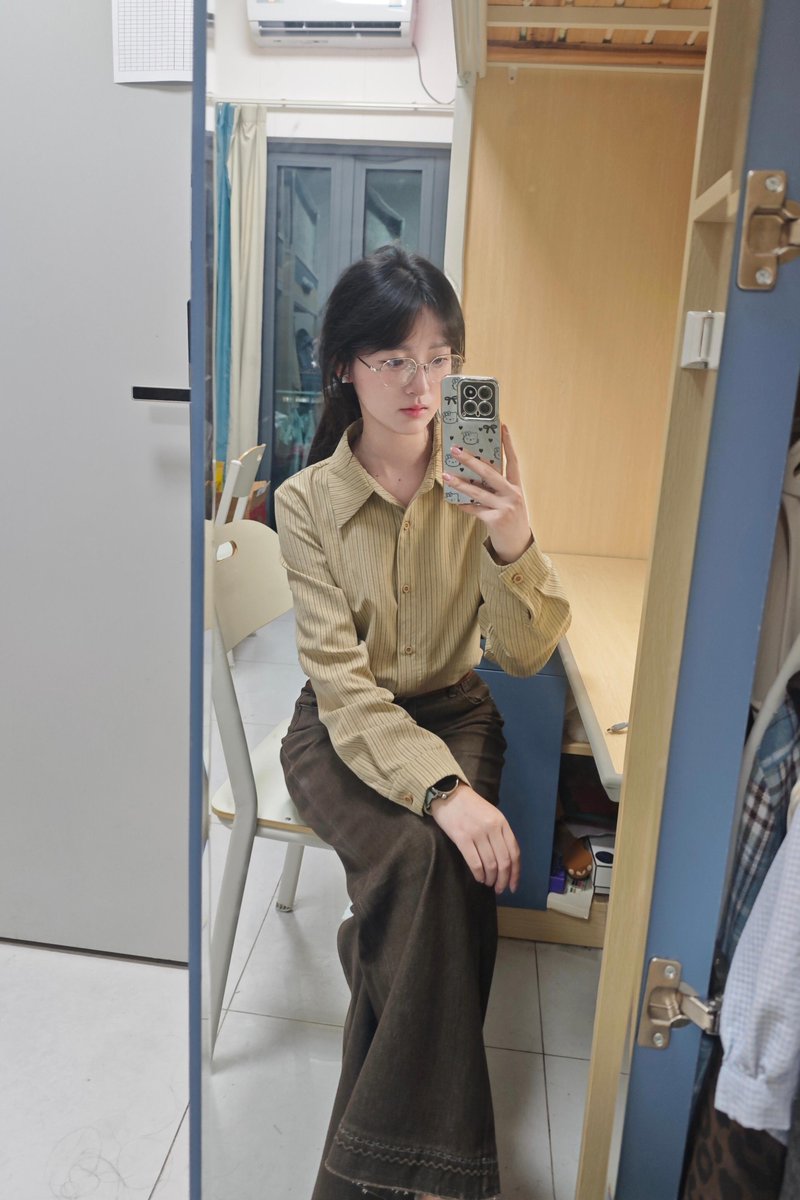 carly47ye5's tweet photo. 有人要锐评我的福吗？

1：看福    2：看🐻

（人机不要来）真人来了流言1 秒发

Luo照  实况！！看完删噢… https://t.co/c9YOCMlEhX