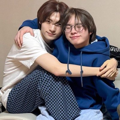 LovesickUmin's tweet photo. #NewProfilePic abang kesayanganku di TWS ❤️❤️❤️ https://t.co/XdNLkcFUlb