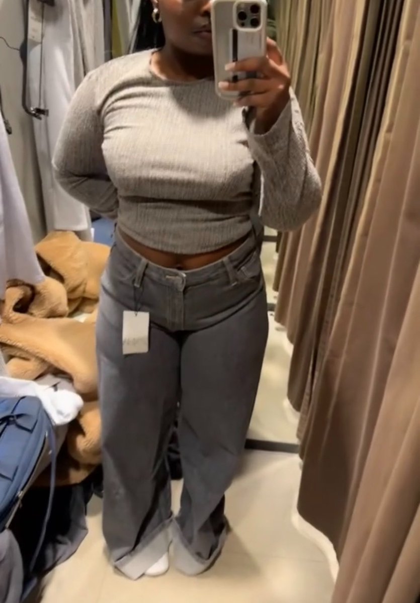 Bratz_92's tweet photo. Sachez que je me trouve toujours grosse. Prcq les personnes qui disaient que j'étais grosse n'ont pas la mm energie pr me dire que j'ai maigri. https://t.co/diQySYNIR7