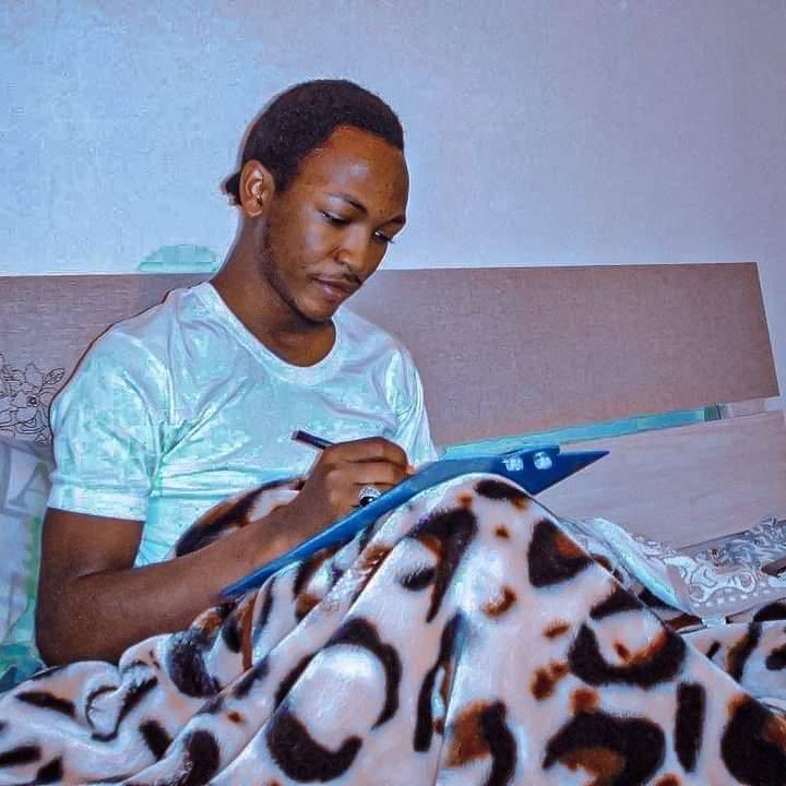 fateemah_aa's tweet photo. For Sayyed Ahmad Zakzaky, youth were not merely the leaders of tomorrow. They were important actors in today's society, with the responsibility to learn, think, participate and contribute towards building a better future.

#AhmadWeek #ShaheedAhmadForAll https://t.co/1jHfuqHubt