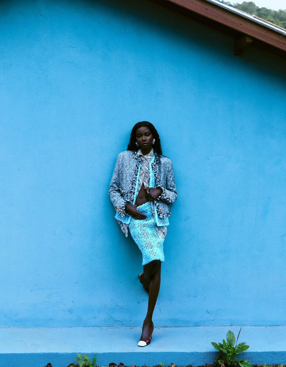 LegendaryLade's tweet photo. Anok Yai’s gorgeous Vogue Brazil Oct. 26 shoot photographed by Mar+Vin! 🖤

Each image is more striking than the last!🔥 https://t.co/heKurnUu5Q