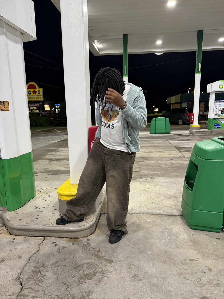 dannyakins_'s tweet photo. Enter the environment like a fighter jet🛩️🛩️ https://t.co/2Dj36uIRtW