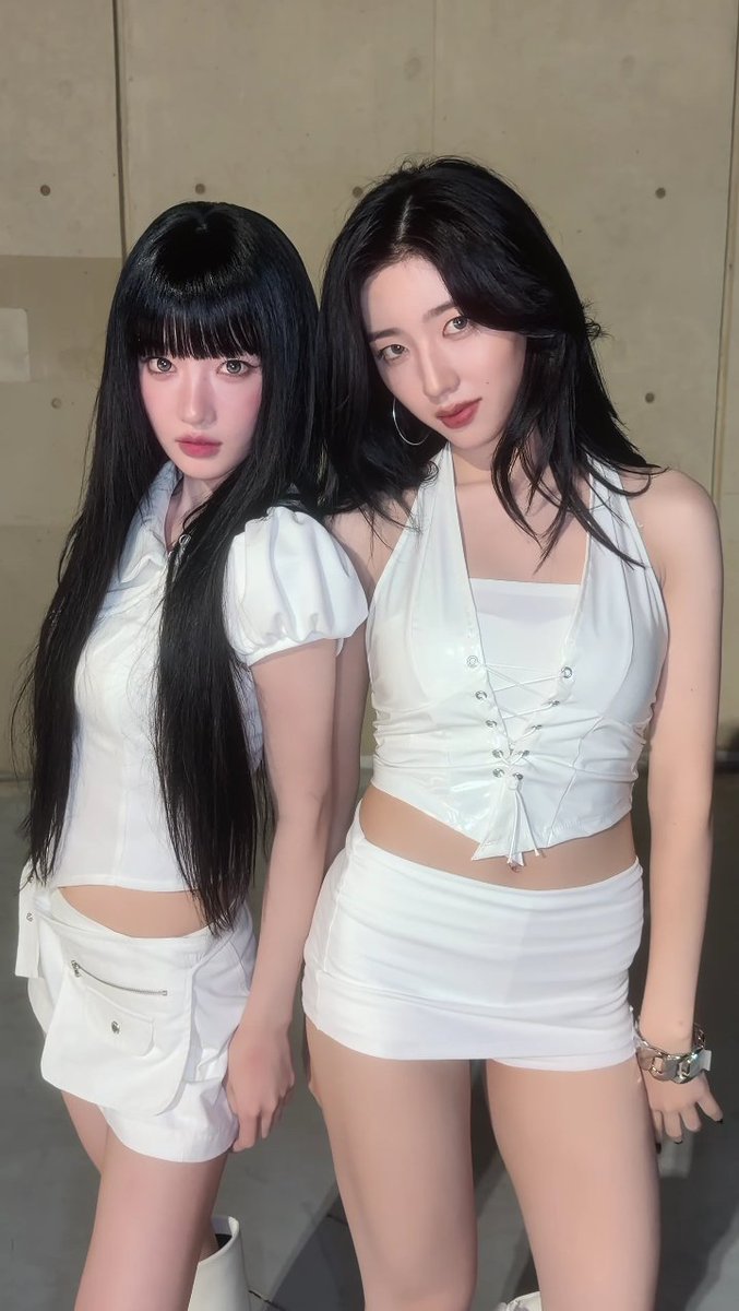 HaizulByezul's tweet photo. HOLY VISUAL 
#tripleS #트리플에스 
#YooYeon #유연 #SoHyun #소현 https://t.co/Ak2b1k7Yhk
