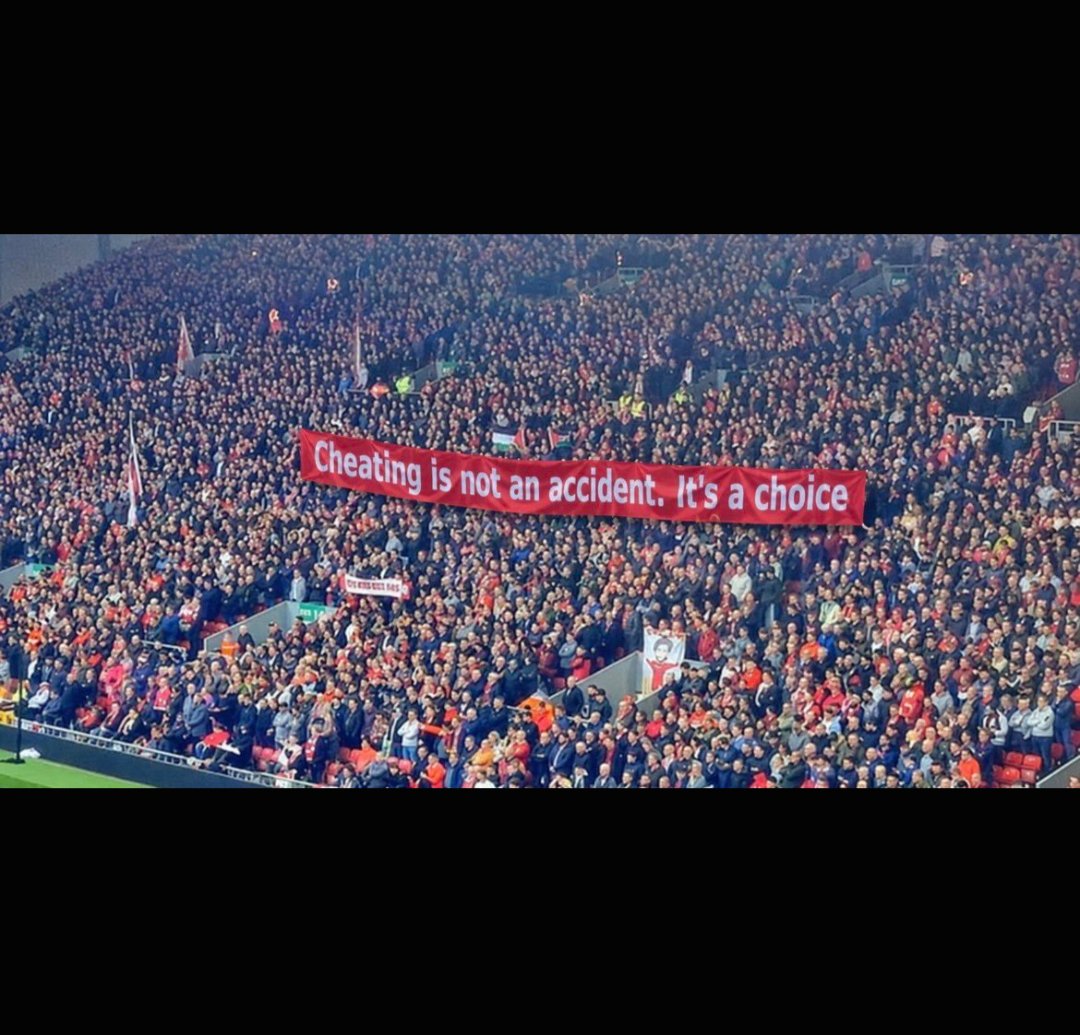 MoShergyAFC's tweet photo. Well done Liverpool. Proper football club 🙏 https://t.co/tHOANYPHxR