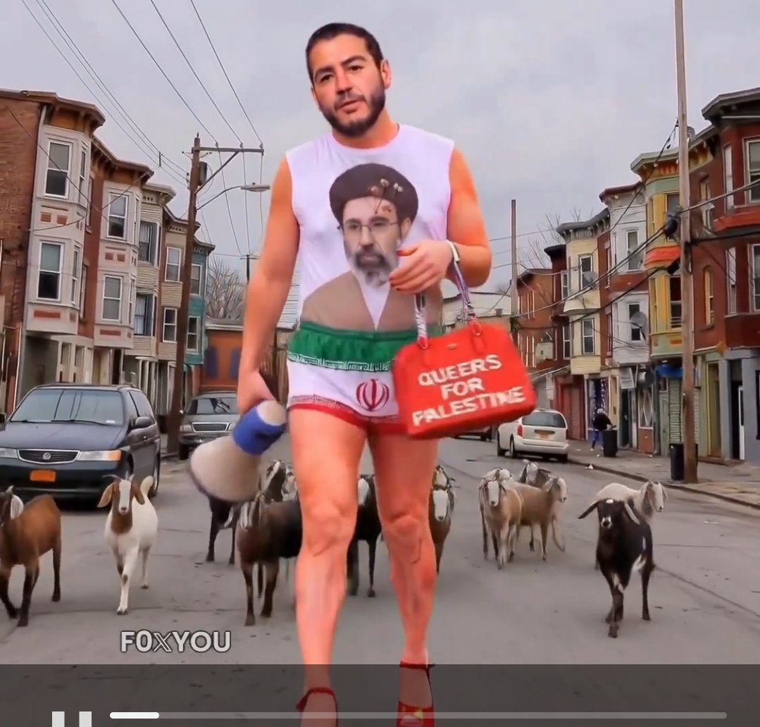 BAfatboy's tweet photo. @AbdulElSayed @stoolpresidente Calm down little guy! https://t.co/dTHBY8qJcJ