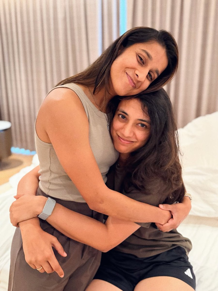 smritizzn's tweet photo. If you hate them you will go to hell https://t.co/1tOtYNQ56s