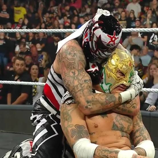 Fut_hist_Soc's tweet photo. Pásenme un top de luchas emblemáticas y legendarias de LA Knight quiero comprobar algo....

Tendría que nacer de nuevo LA para tener el talento y la carrera de Penta. https://t.co/YWFZvMWRv4