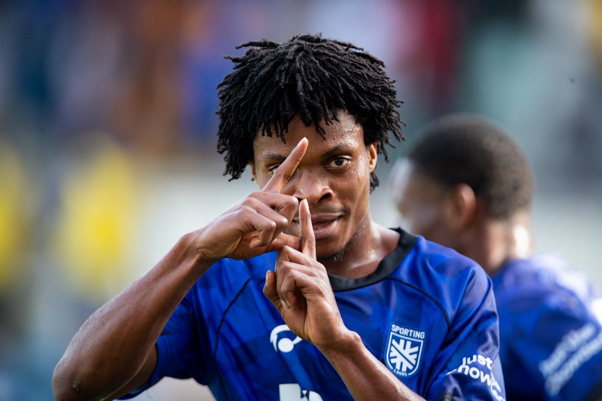 SportingLagos's tweet photo. 🎶 Number 10, Number 10 Samuel Victor 🎶 https://t.co/wHXFTOryDV