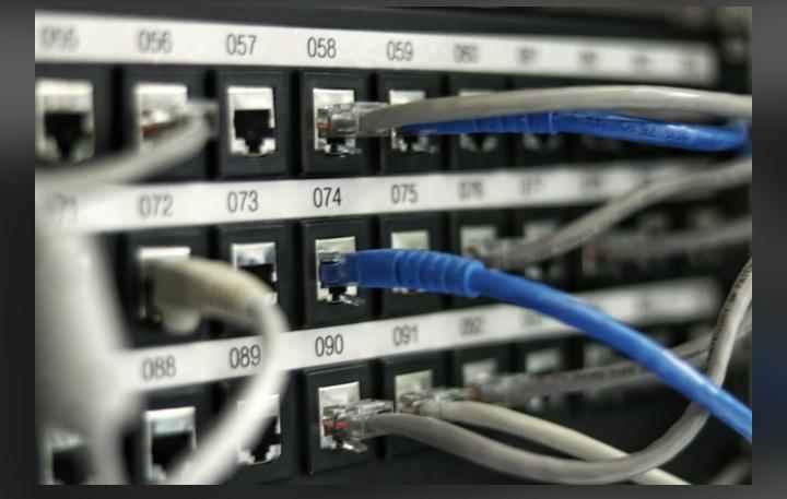 infowithbytes's tweet photo. 3. Nigeria Launches 90,000km Fibre Optic Project

The Federal Government is rolling out over 90,000km of fibre-optic cables across all 36 states to improve internet speeds and expand broadband access nationwide. https://t.co/pvy5Wuo9sG