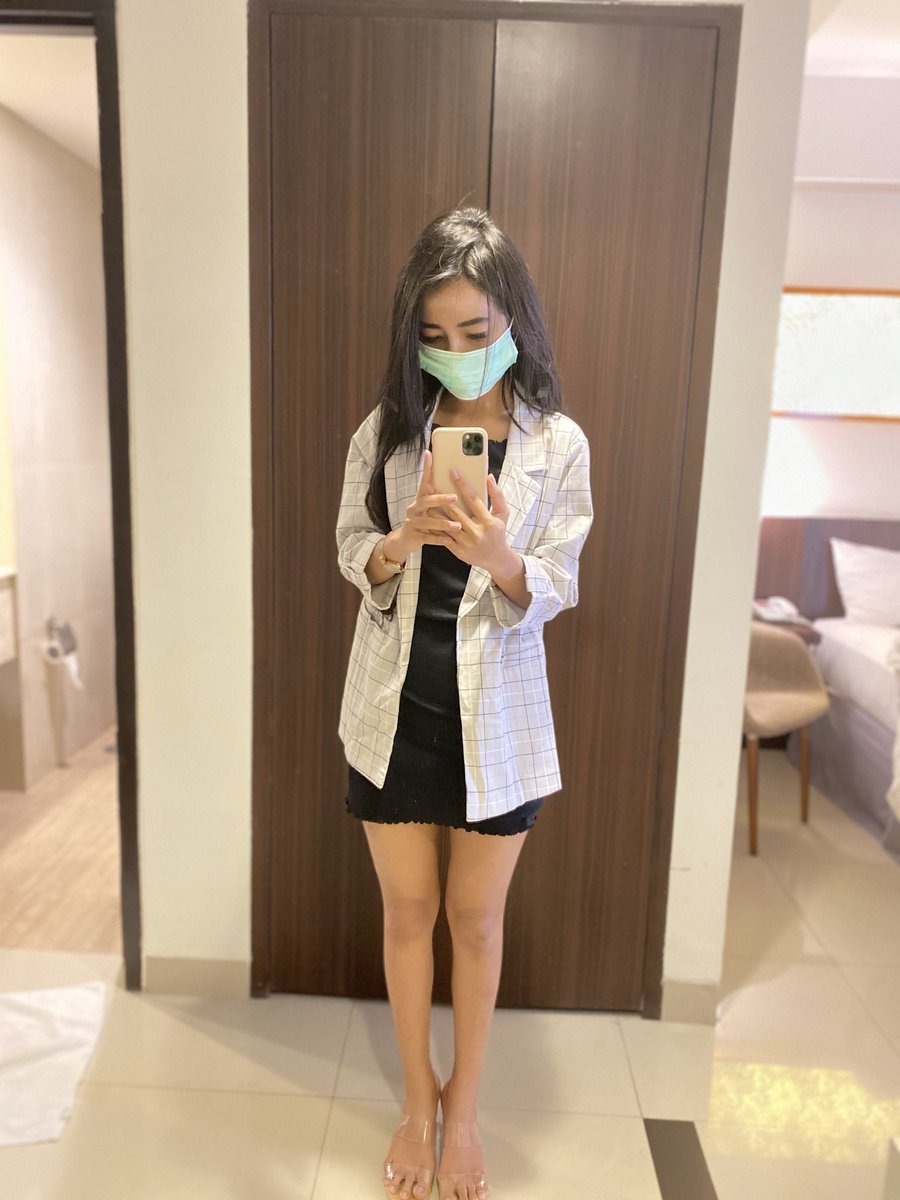 ciakety's tweet photo. ❤️❤️❤️🤏 https://t.co/ks5fkWNuun