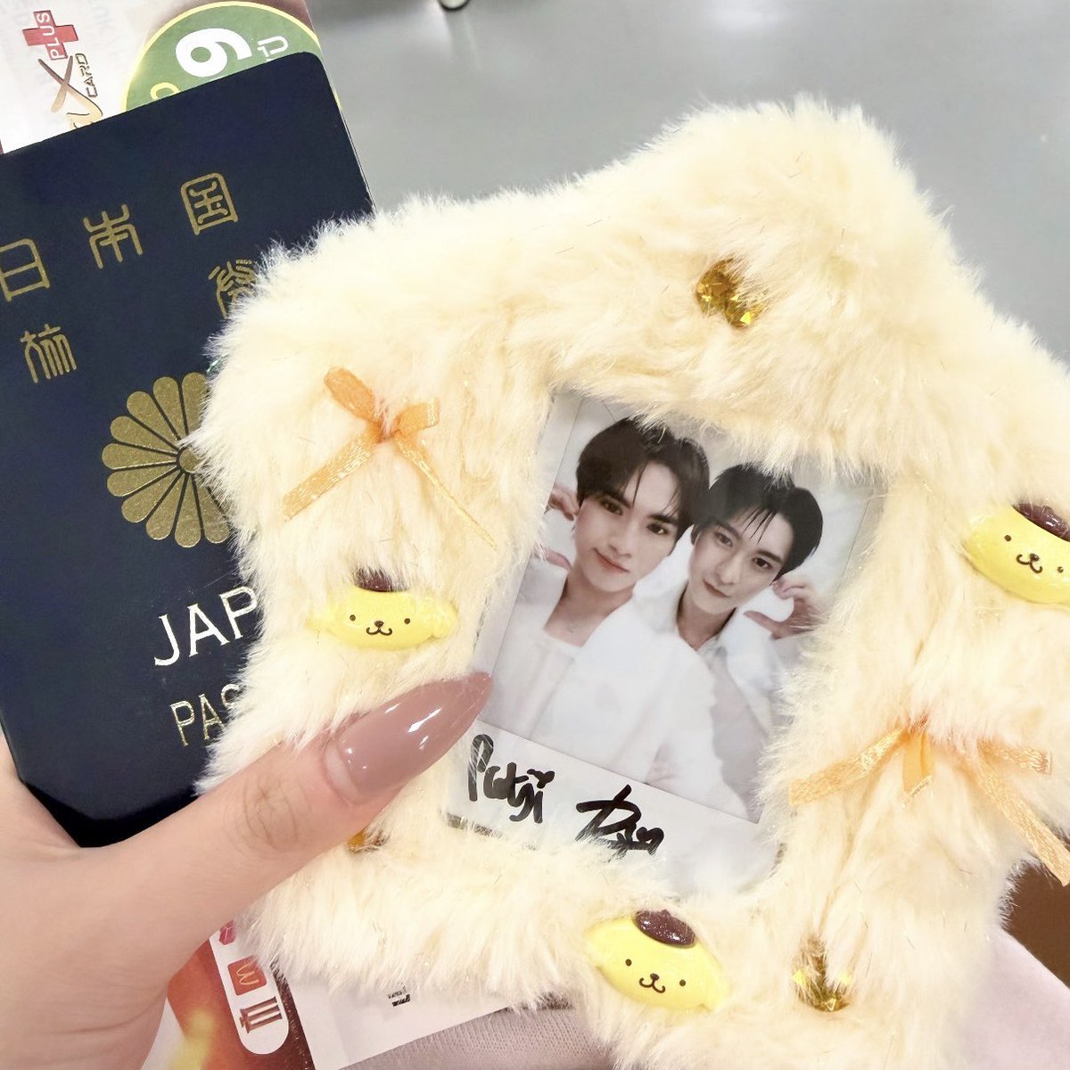 Uo3oU_7's tweet photo. じゃ、帰国ー‼️✈️はゃぃ😓
ふたりのぽらうれじー😭💕記念すべきわたしの初ぽら大切にする（ᐢ T꒳​T ᐢ）🖐🏻♥️
またね( ᴖ ̫ᴖ )♩⬅️って言ってくれた😭感動😭 https://t.co/4MBMICiXzS
