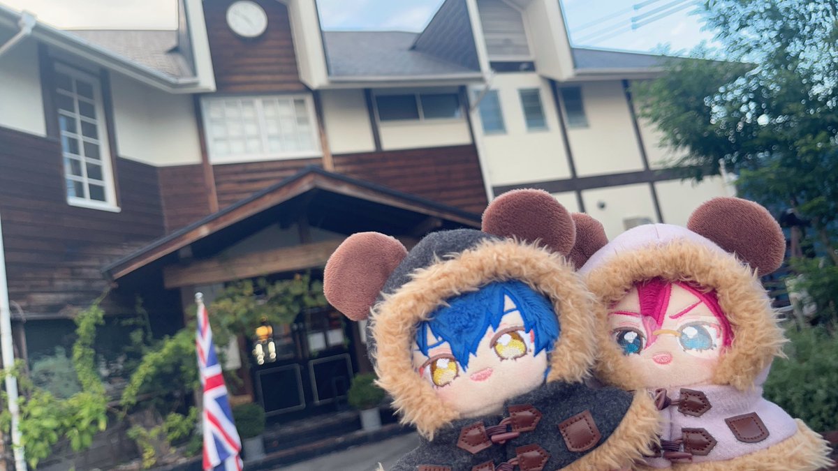 ppppm_es's tweet photo. 📍OHISAMA

キャロットケーキ
アップル&amp;ブラックベリーの紅茶 
ファッジ

英国のお菓子が食べられるお店でとっても美味しかった❕また行きたい🇬🇧 https://t.co/iUsHXvOUtn