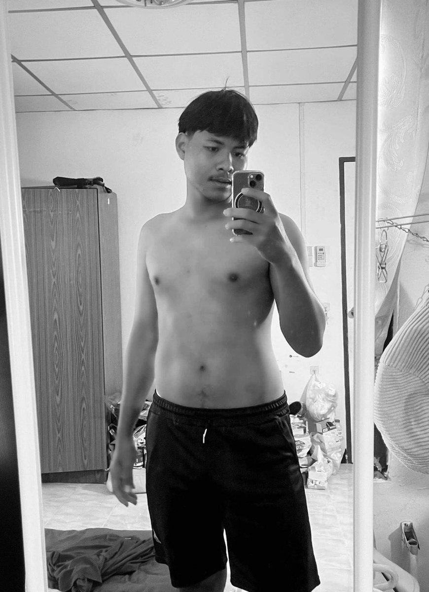 Gotenks_14's tweet photo. อ้วนอย่าทิ้งเค้า https://t.co/BVqdPheZuN