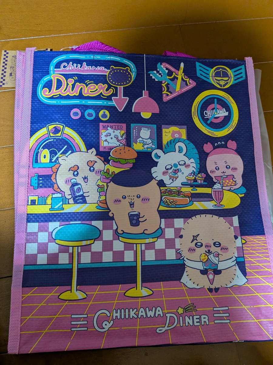 8127bongo's tweet photo. 俺が求めてたイラストグッズ手に入れて幸せです😏 https://t.co/CzvhWDrMBl