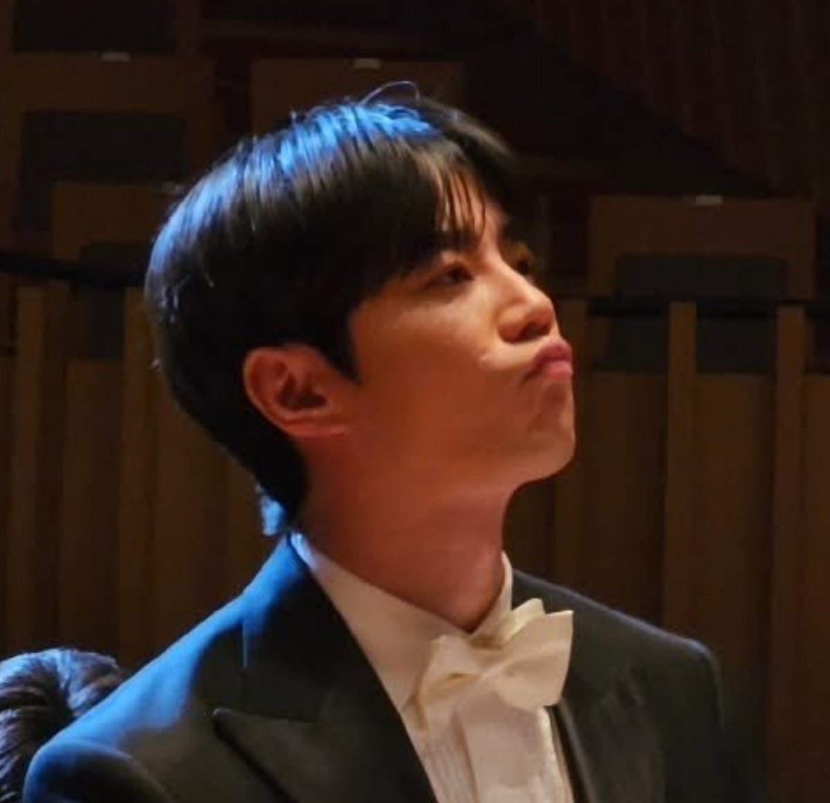 jewelsueJS's tweet photo. Well we both aren't sorry
#fourhandstwosonatas 
#piojeong https://t.co/FbKpAZLWEr
