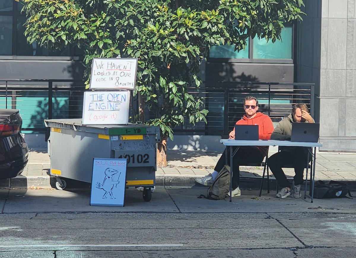 mikeg0's tweet photo. SF fame is so much better than LA fame https://t.co/0H6xNik2J0 https://t.co/GsNrn8fViy