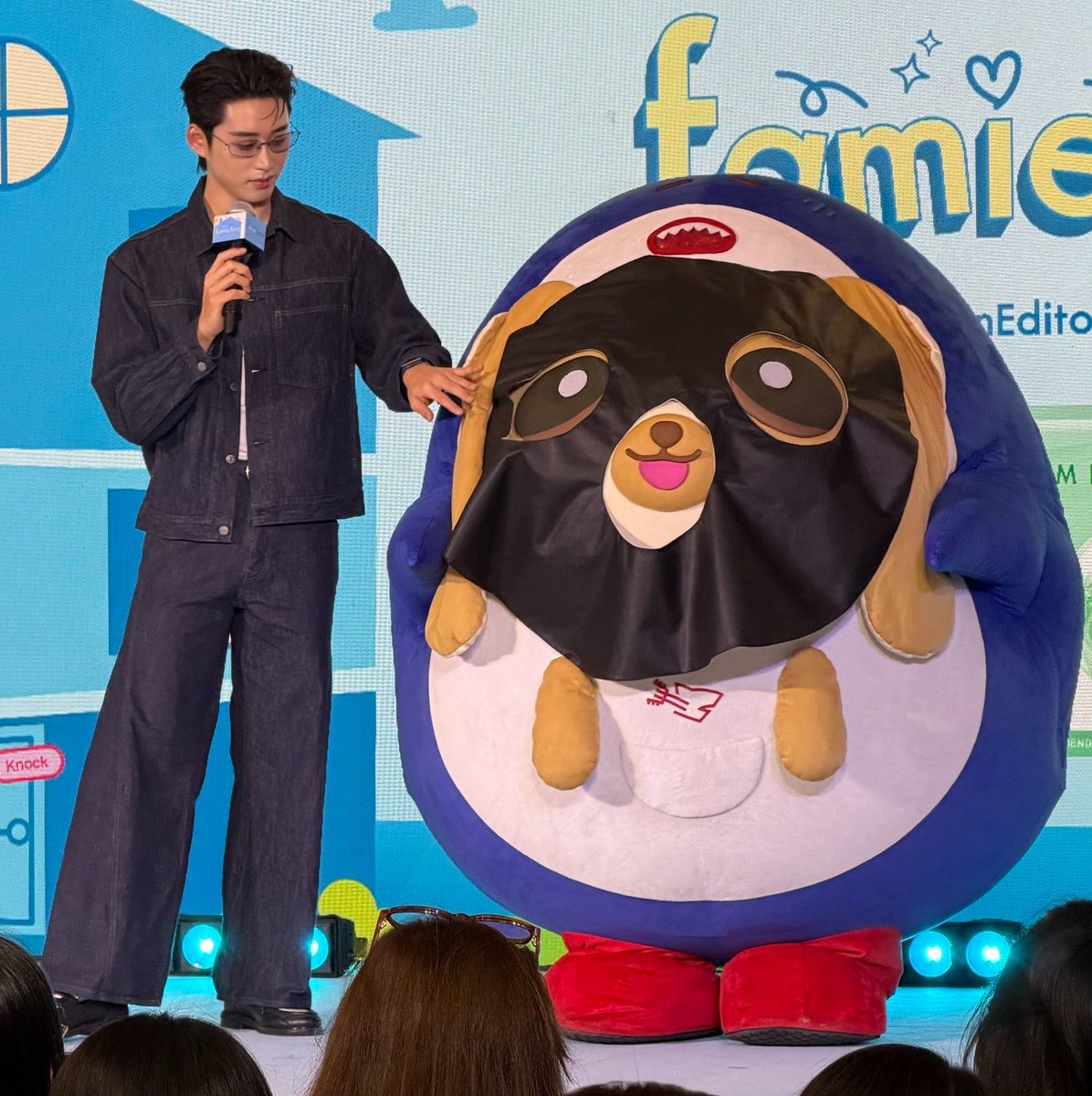 innngggg's tweet photo. วันนี้ออกงานมีแต่ลูกอ้วมๆ ละพ่อโซ๊ะทุกคน55555 https://t.co/HnIm1qWWwk