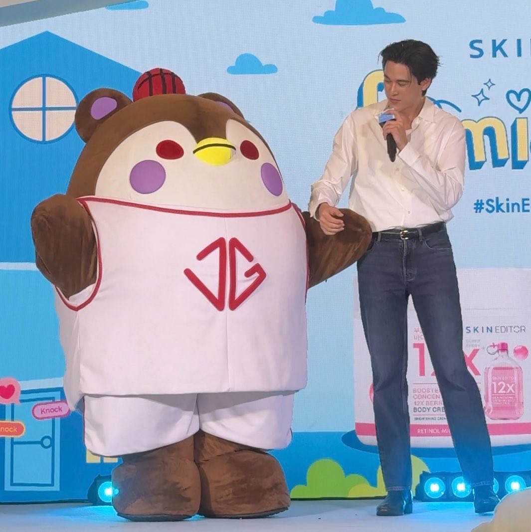 innngggg's tweet photo. วันนี้ออกงานมีแต่ลูกอ้วมๆ ละพ่อโซ๊ะทุกคน55555 https://t.co/HnIm1qWWwk