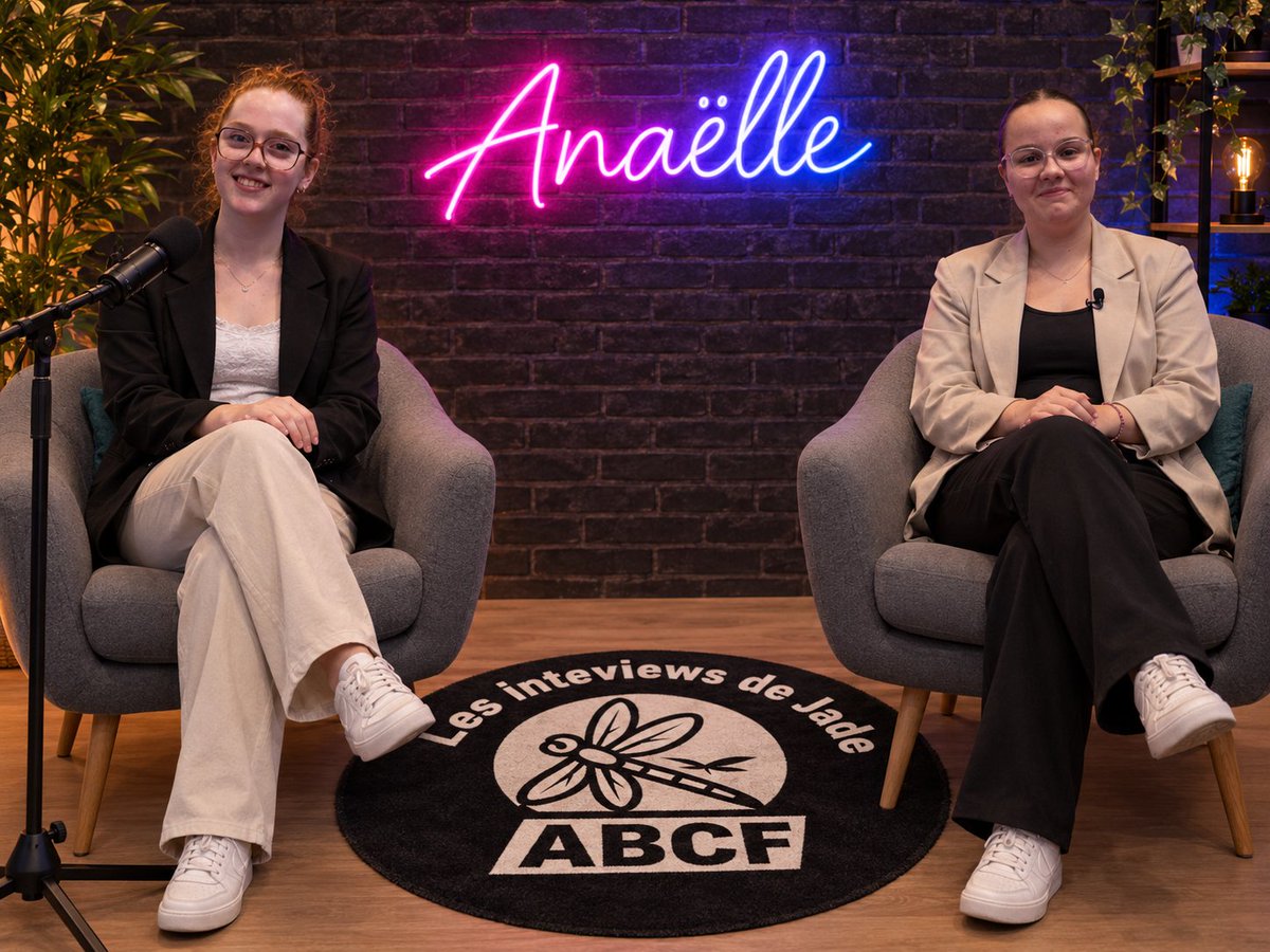 ABADCF's tweet photo. [LES INTERVIEWS DE JADE #1]
Jade a décidé cette saison de faire passer plus régulièrement au micro les différents membres du club pour leur poser toutes les questions qu'elle souhaite. Et c'est Anaëlle qui se prête la première au jeu !

Interview sur https://t.co/cDN3Hxfp4a https://t.co/XKnJ9M1lDa