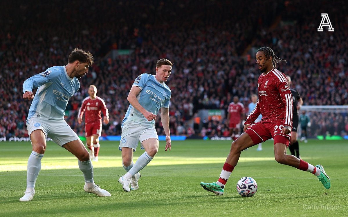 TheAthleticFC's tweet photo. Andoni Iraola will be delighted with what he's seen so far, especially given the players Liverpool have missing today.

The one worry is where are the goals going to come from? Liverpool's starting front three have zero goals and one assist between them so far this season.

They really need Bradley Barcola to step up and start repaying a chunk of that £123m fee.

📝 @JamesPearceLFC 

🔗 https://t.co/VaFCfuDWyU