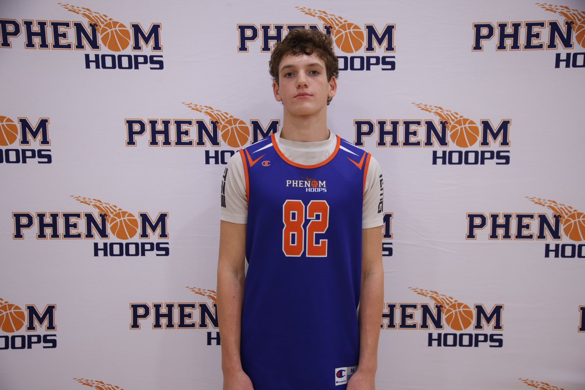 ty1ewis's tweet photo. 6’0 2030 Meyer Upchurch - smart, high-IQ guard who makes all the right basketball plays. Love his energy &amp; intensity on the defensive side of the floor. Good shooter from the perimeter. Makes everyone around him better. #NCFreshman40 @Phenom_Hoops https://t.co/A6JlkFrNMi