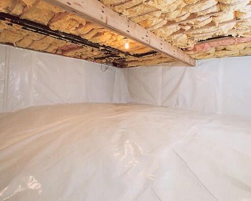 ServproBeverly's tweet photo. Hidden moisture can cause serious damage. Quick checks: attic vents, crawlspace airflow, and your vapor barrier. See our carousel for examples ➡️ DM or text a photo to 978‑927‑8665 for a free expert moisture check. #HomeReady #BeverlyMA https://t.co/fjV4PCPkvK