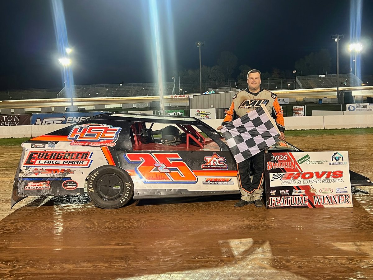 SharonSpdwy's tweet photo. Sheldon Haudenschild wins @WorldofOutlaws from 10th for $18,000- richest in Sharon Sprint Car history; 1st UMP Mod Mod for Bud Watson in over 2 years

Story &amp; results>>>https://t.co/oZgEcNrFbH https://t.co/1TZyDHffMk