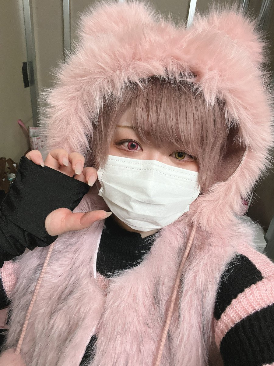 mmt0u0's tweet photo. #もたこたハロFES 無事終了いたしました ✨️
本当に本当にありがとうございました ‼️
今日はもう頭が働いていないので 一旦写真失礼します (  ᴗ ᴗ)" メイン衣装の自撮りは1枚も無かったのでサポート衣装ﾀﾞﾖ 🧸 https://t.co/vquqGKAk6H