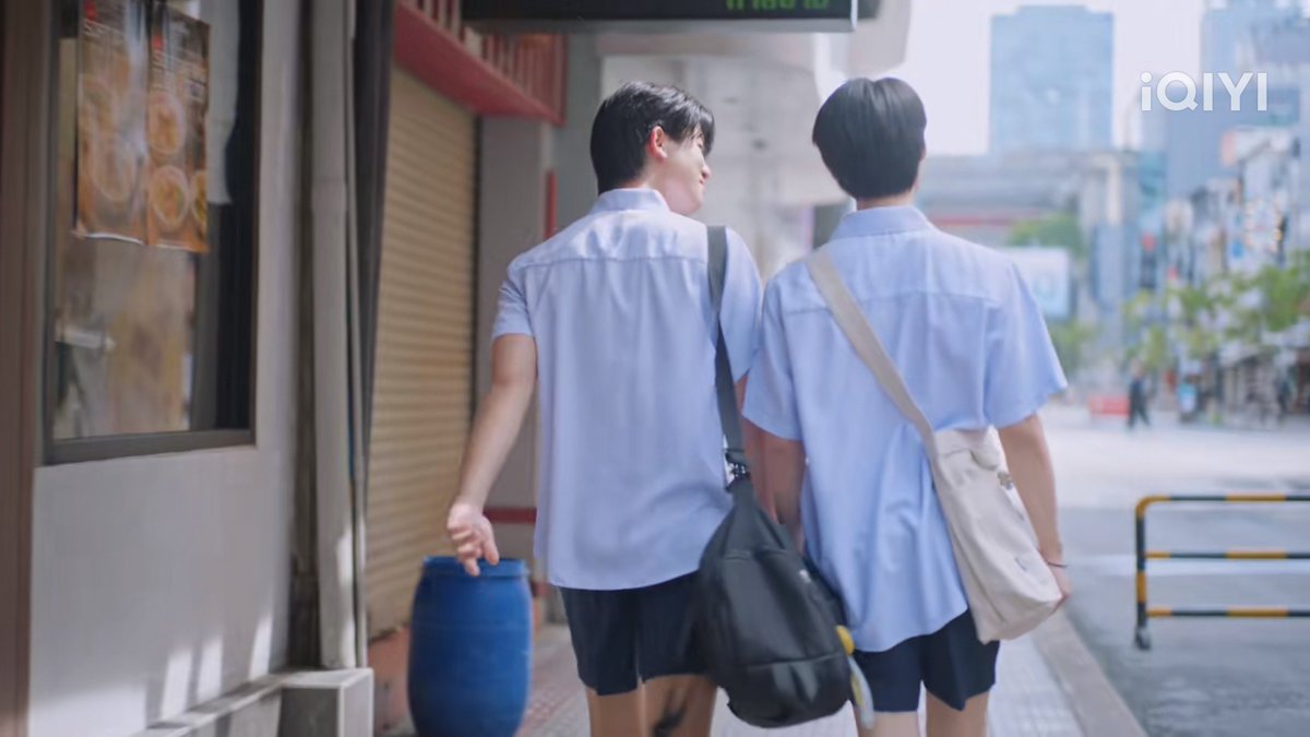 SpringAmmy's tweet photo. เคมี : อยากกินกะเต๋ว
อ๊อฟ : โน้นไหม
เคมี :แม่นนนนนนน
LOVEX3 EPISODE 9
#LOVEx3_EP9 https://t.co/stKrsVQyIz