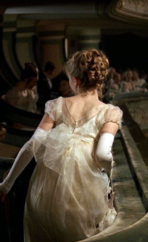 dianaaloves's tweet photo. daphne bridgerton was truly a diamond of the first water https://t.co/J2wimhKKGH