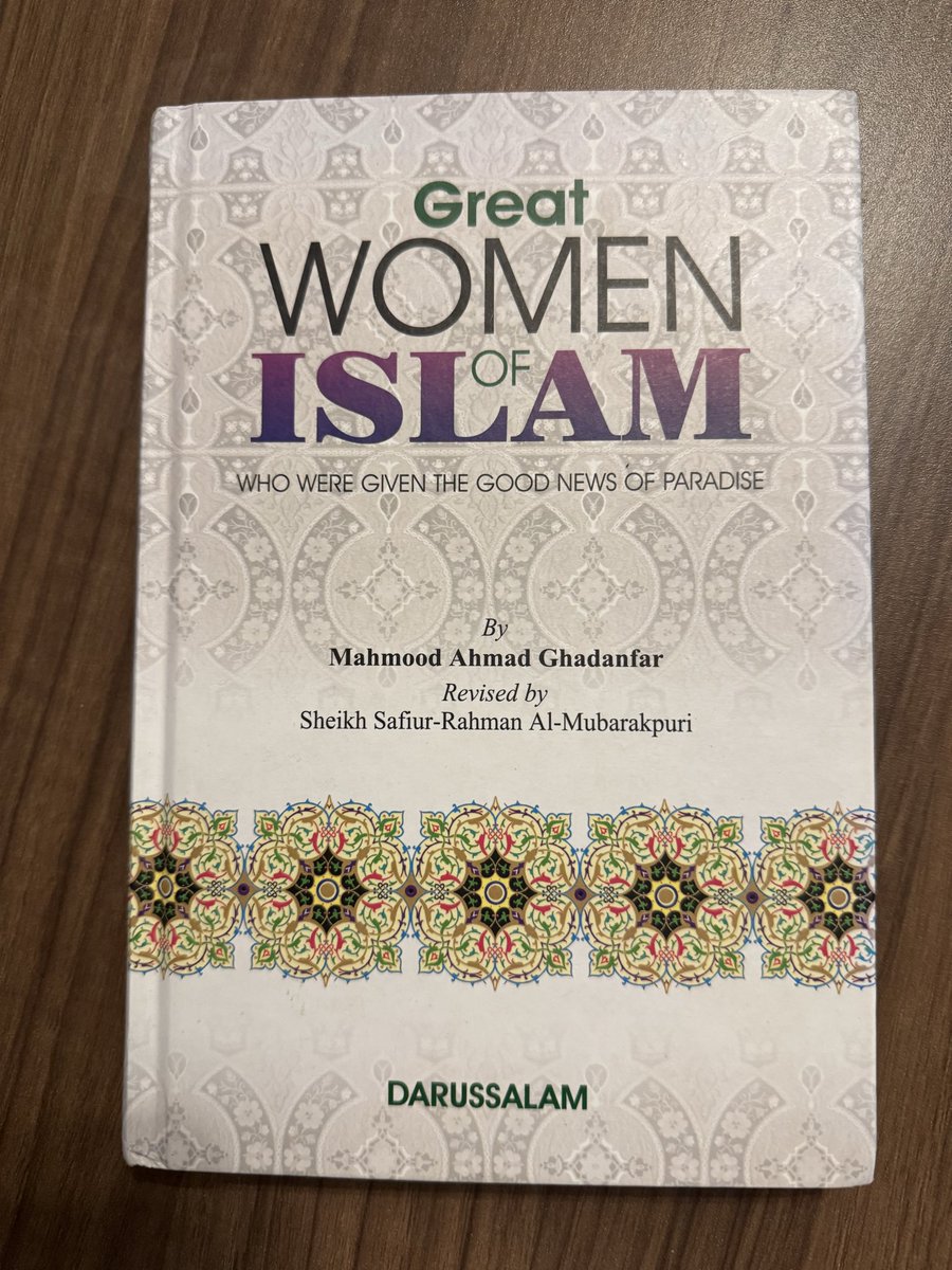 bright1eeep's tweet photo. Before seeking to know others, first seek to know yourself. 
Another important thing is 
 It lets you adjust without losing yourself. So that balance can be empowering.

#Islam #women https://t.co/iq0Tqup13W