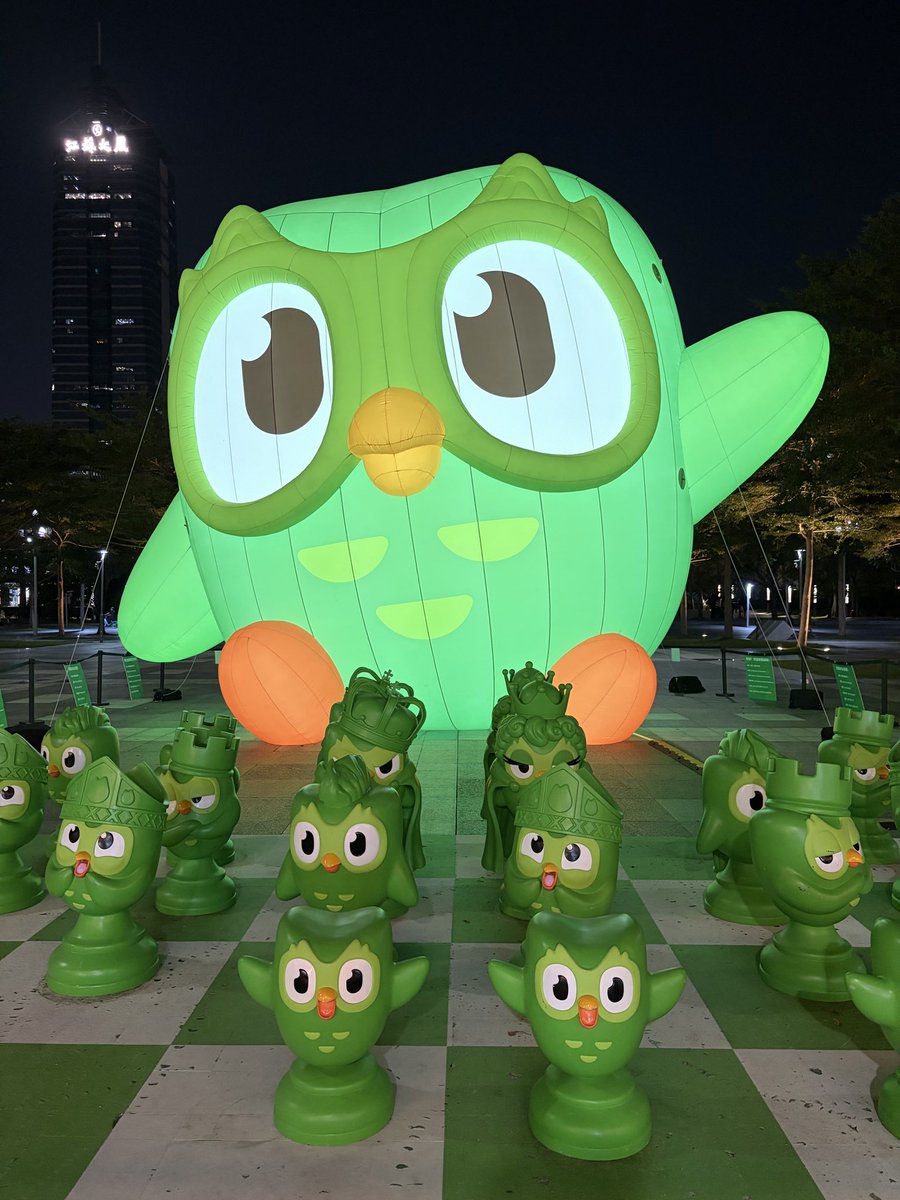 HexKarl's tweet photo. 看了冯小刚的抓特务，前面和无悔追踪一样，后面又开始上价值，很无聊 https://t.co/kJooSUPH2r