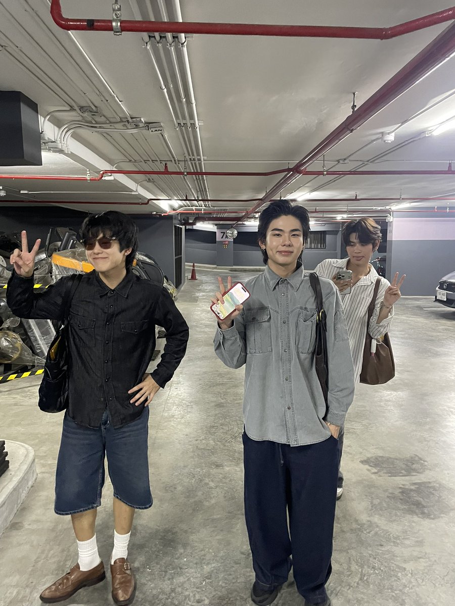 vvolkvoo's tweet photo. รีวิวอีพีเก้าเรวว

LOVEX3 EPISODE 9

#LOVEx3_EP9 https://t.co/5OUY2c5BTn