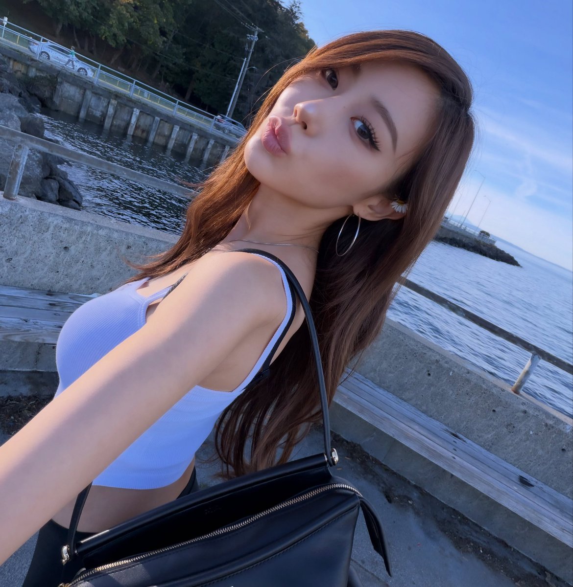 inabloo_moon's tweet photo. Anu..... gmn y ngomongnya............ https://t.co/MlAZFK55Js