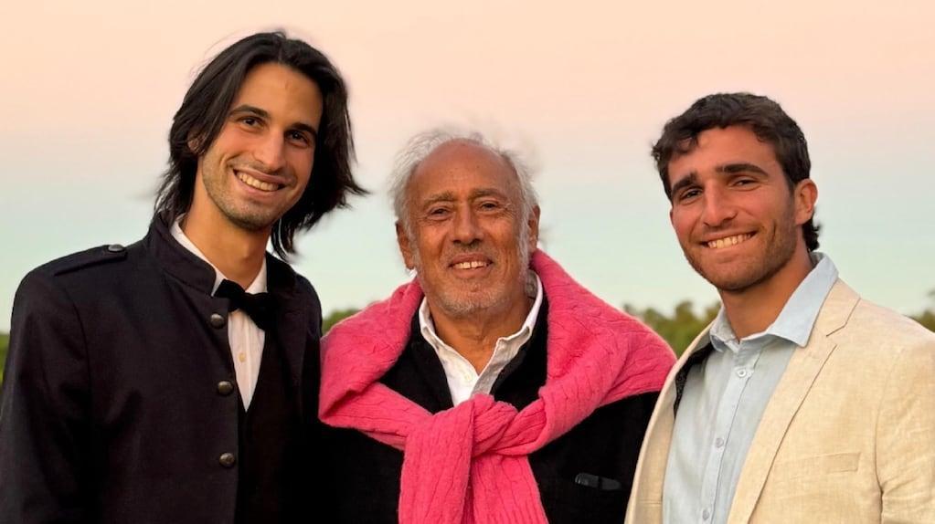 todonoticias's tweet photo. Gustavo Yankelevich les dedicó un mensaje a sus nietos tras conocerse el calvario que vivieron con su padre: "Tienen toda mi admiración" https://t.co/7eg8kruPYK https://t.co/YK7zJ4YsY3