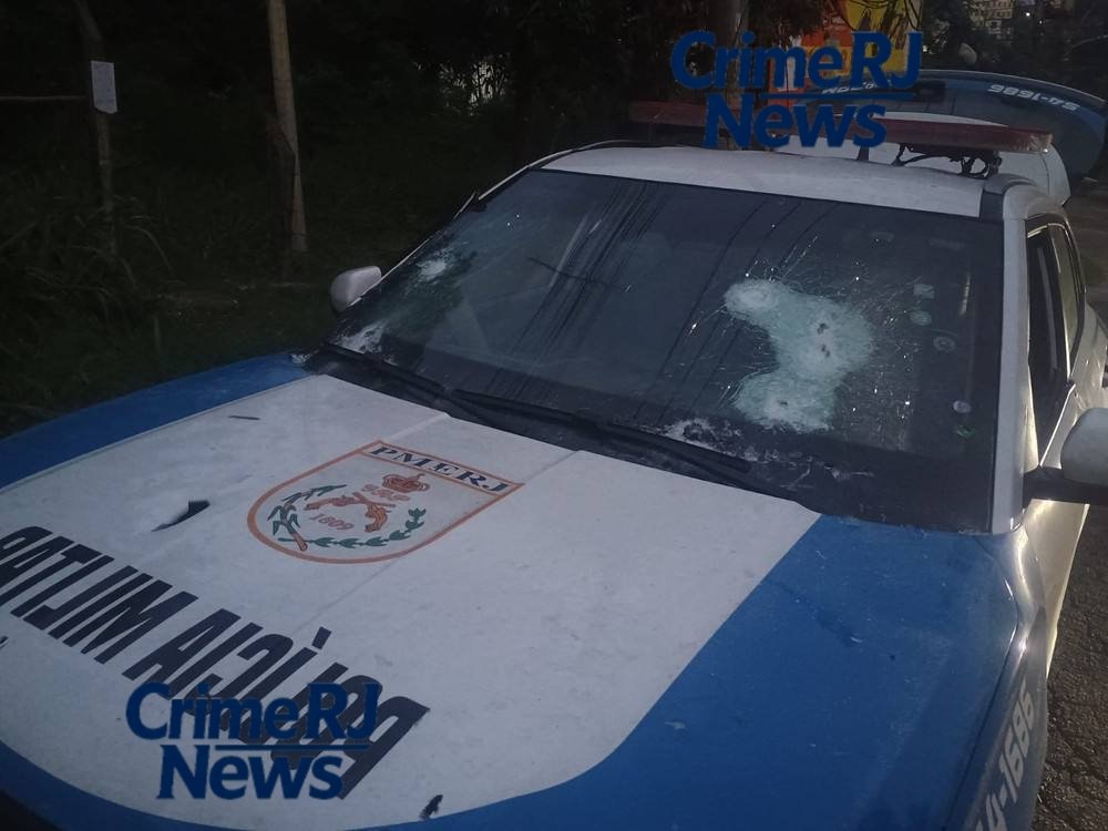 Crime021Rj's tweet photo. Segundo informações, policiais militares do 18º BPM e agentes do Batalhão de Operações Especiais (BOPE) se confundiram durante uma ação na Comunidade Gardênia Azul (CV) e acabaram iniciando um confronto entre si. (+) https://t.co/DBHoNQBZii