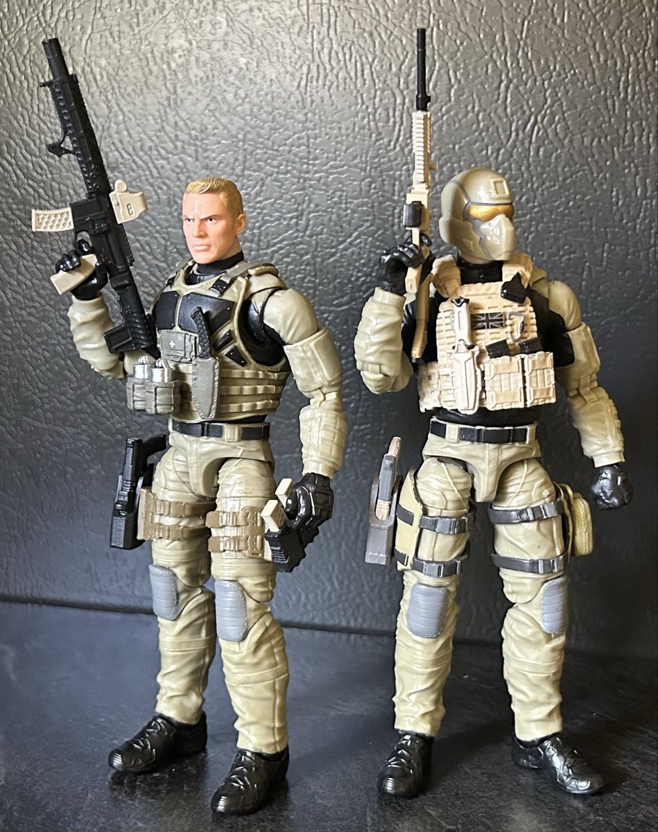 ComicsInvictus's tweet photo. #Kitbash #valaverse #actionforce

Going to start highlighting some Valaverse kitbashes. 

Valaverse was super-expensive on the resale market late last year &amp; early this year.  It was a lot cheaper to piece together many of the figures rather than purchase them complete/ in-box. https://t.co/ihQsY58N8J