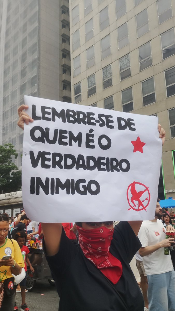 diangelolgirl's tweet photo. TO NA RUA GENTEEEEE https://t.co/eHz3rpzOYc