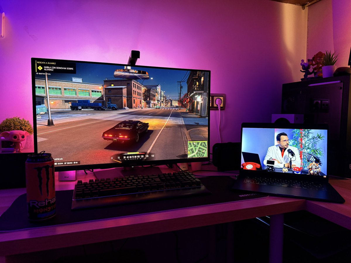 kikegames97's tweet photo. Tarde de domingo y de limpiar distritos en MAFIA 3 mientras veo el nuevo capítulo del SHOW DE @dr_hinfectos 😎 (peak plan)

Un nuevo proyecto chulísimo del bueno de Doc donde lleva a gente TOP de la industria a charlar un rato de distintos temas. El capítulo de hoy es con @LaCavernaGamer y se de buena mano lo que está por llegar 👀 

Que bonito es y que orgullo siento de ver a un amigo currarse mañana tarde y noche su proyecto y ver que las cosas salen bien y despegan 😍

Si no lo seguís aquí o en YouTube os lo recomiendo mucho, se deja el alma en ofrecer la mejor calidad y merece todo el apoyo del mundo 💙

Tenéis el enlace en su perfil 👉🏼 @dr_hinfectos 👈🏼
