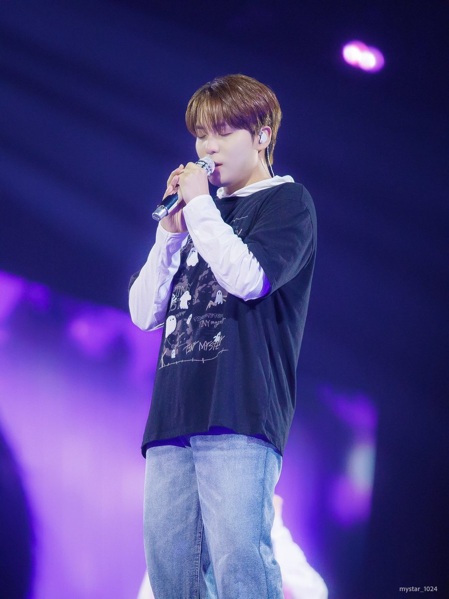 w_jjh_k's tweet photo. 우리 종호 오래오래 좋아하는 노래하면서 행복하자
정말 많이 사랑해 ♡

#AlwaysOurPrideJongho 
#종호야_사랑해_행복하자 https://t.co/mK9IpFT9i2