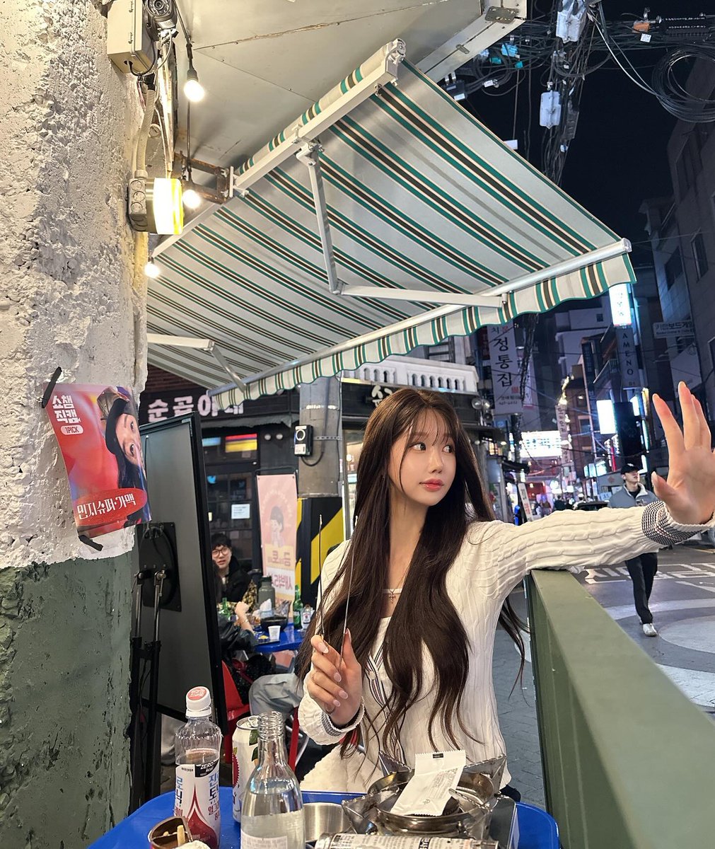 angie2co's tweet photo. 저녁에 만나서 치맥할래? #오프  #섹트 #맘눌뎀 https://t.co/mVX9x5STYm