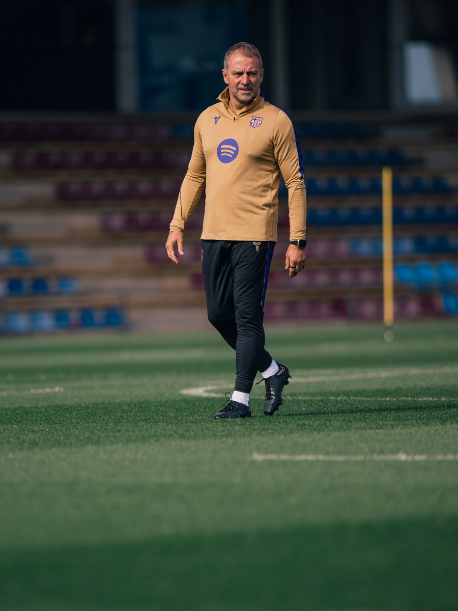 FCBarcelona's tweet photo. Sunday work ☀️ https://t.co/ArMnydGIG2