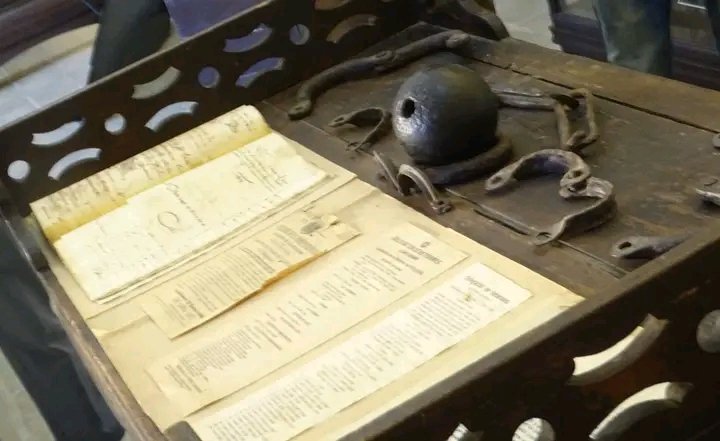 GuantanamoCulto's tweet photo. Desde el Museo Provincial de #Guantánamo, inauguración de la muestra expositiva: "Abolición, Independencia e Historia", con el auspicio del Centro Provincial de Patrimonio, como parte del día inaugural de la #JornadaDeLaCulturaCubana en el territorio. https://t.co/N16qeBDNRq
